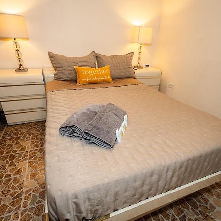 Compact Haven With Private Entrance And Free Parking And Laundry Apartman Ponce Kültér fotó